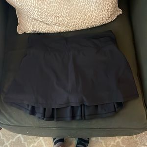 black lulu skirt